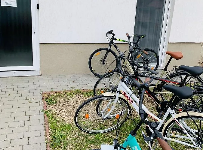 Feriehus Happy Mammy Bababarat Vendeghaz Feszek Utca *